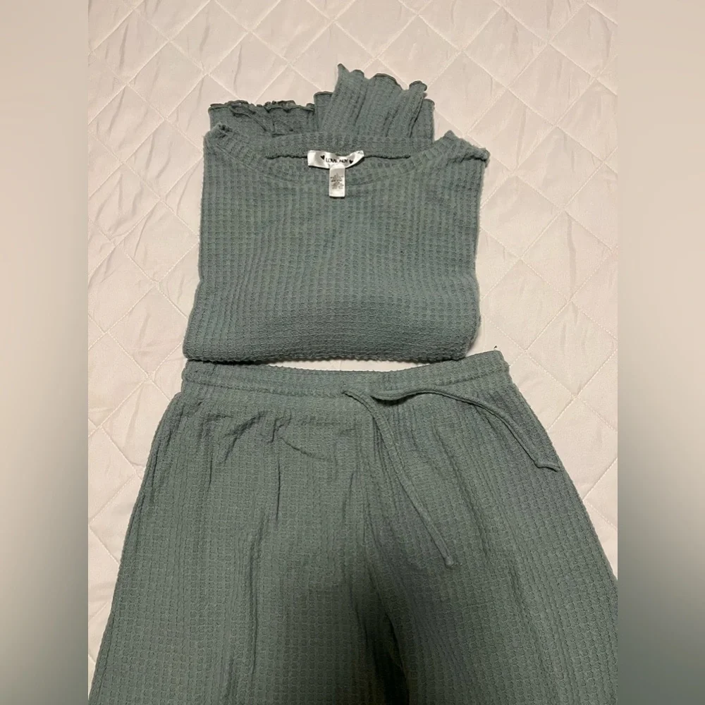 Matching Pajama Set - Picture 3 of 5